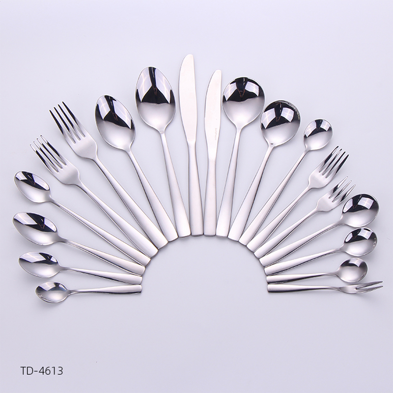 19pcs egyszerű/klasszikus tükör lengyel fém étkészlet