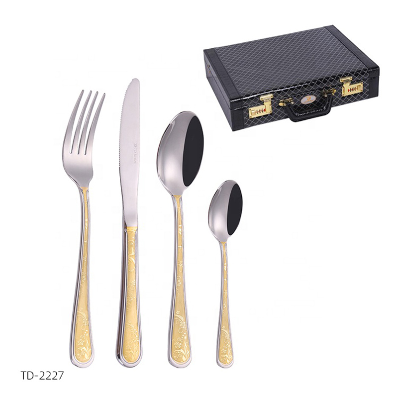 86PCS High Quality Stainless Steel Gold Cutlery Set with Leather Case